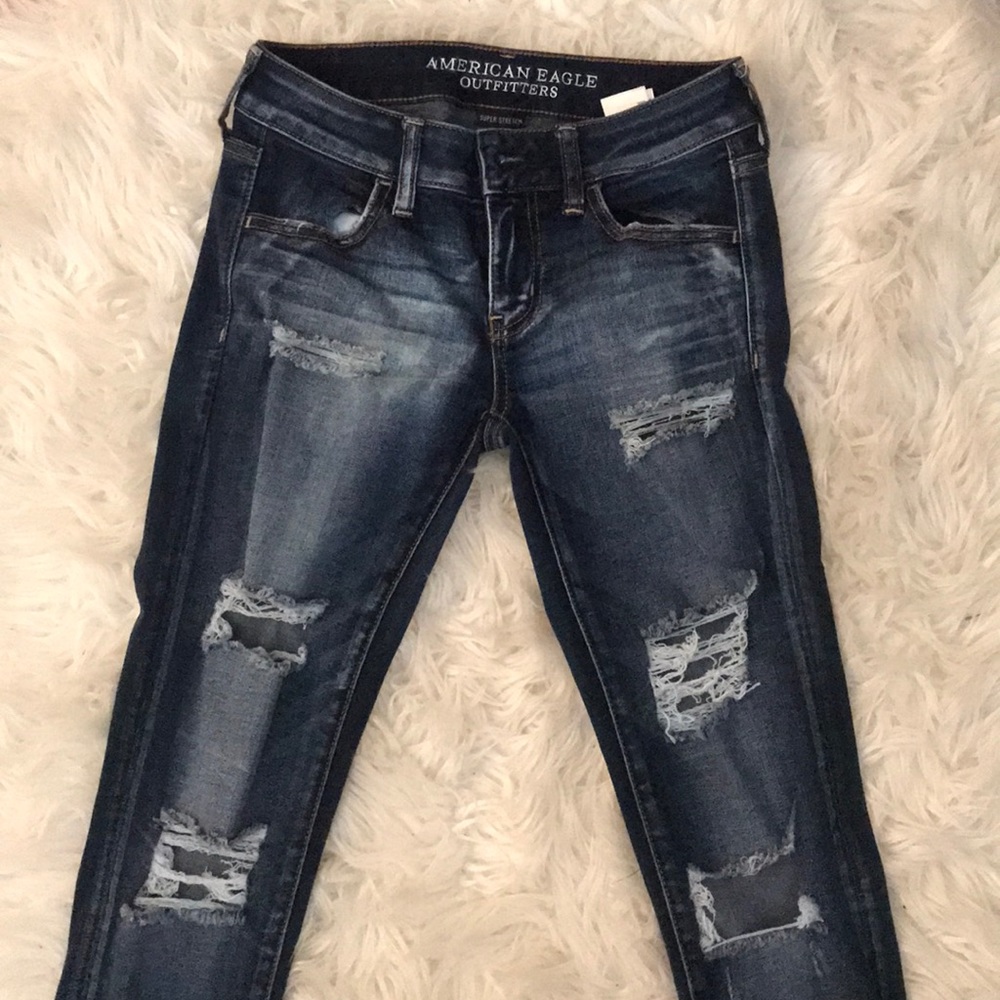 Skinny blue ripped jeans